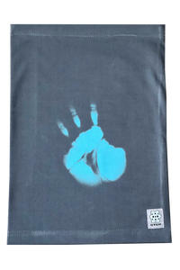 Heat reactive neckwarmer